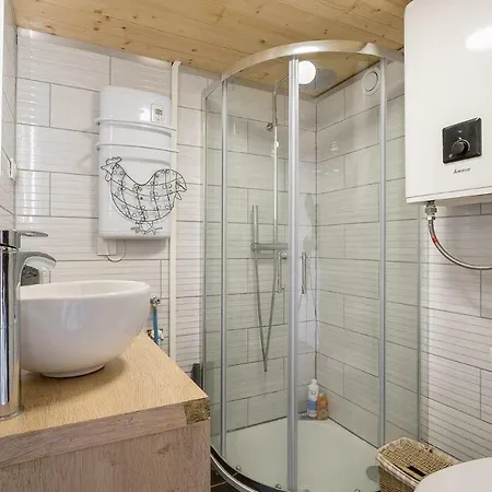 Nice Studio With Mezzanine *croix-rousse* Lyon