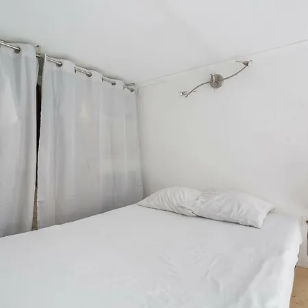 Apartment Nice Studio With Mezzanine *croix-rousse*